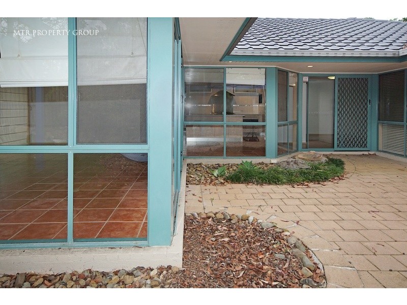 6 Burke Place, Forest Lake QLD 4078