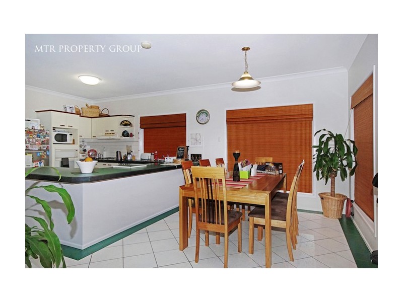 10 Pinaster Street, Forest Lake QLD 4078