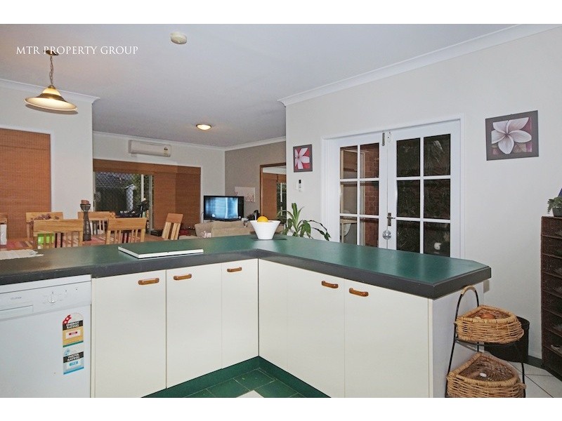 10 Pinaster Street, Forest Lake QLD 4078