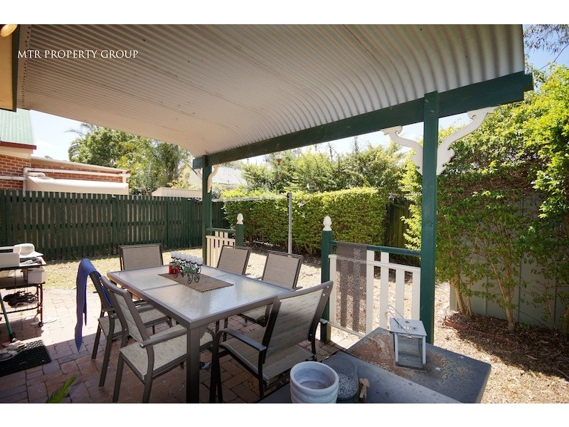 10 Pinaster Street, Forest Lake QLD 4078