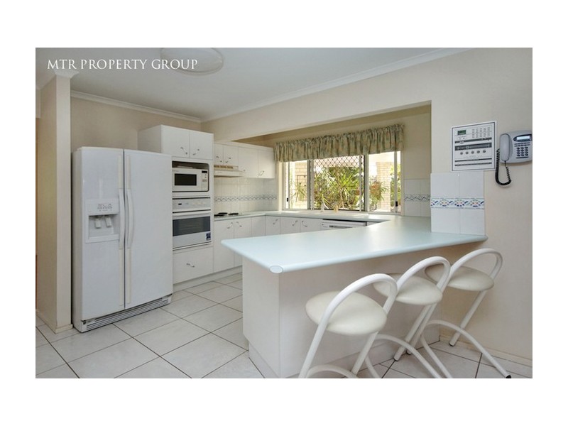 2 Greenstead Way, Forest Lake QLD 4078