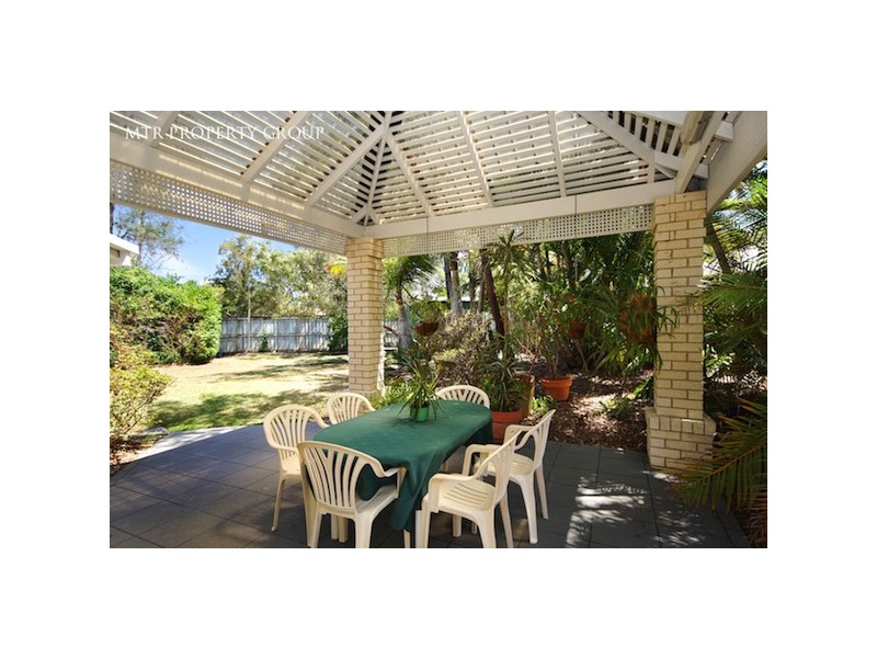 2 Greenstead Way, Forest Lake QLD 4078