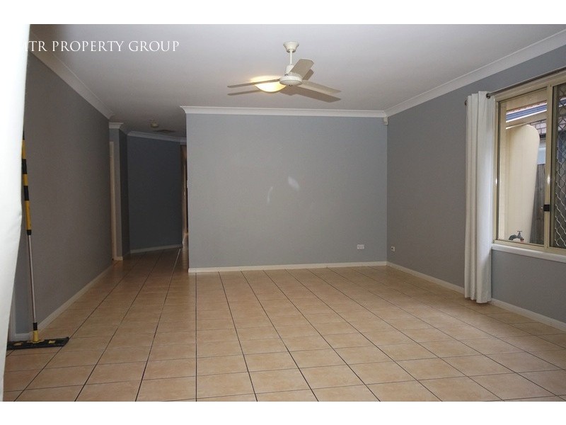 38 Paton Crescent, Forest Lake QLD 4078