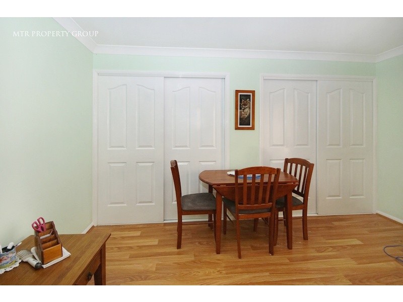 8 Manchester Close, Forest Lake QLD 4078