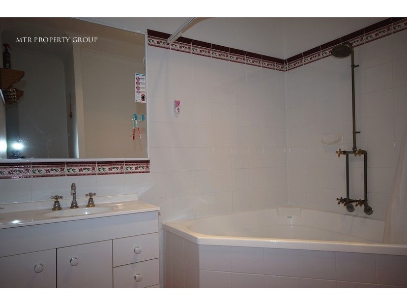 3 Tia Lane, Forest Lake QLD 4078