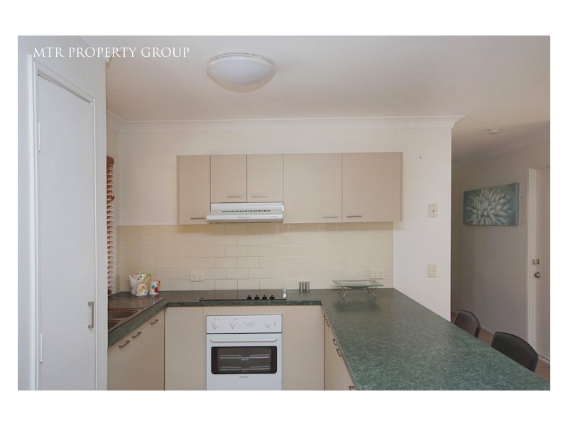 15 Honeysuckle Place, Forest Lake QLD 4078