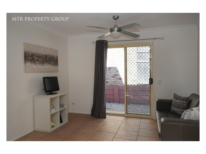 15 Honeysuckle Place, Forest Lake QLD 4078