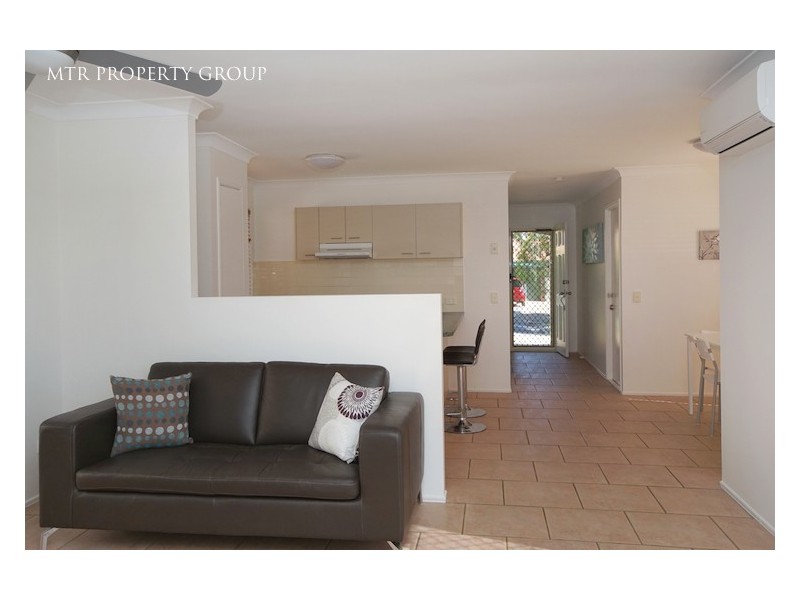 15 Honeysuckle Place, Forest Lake QLD 4078