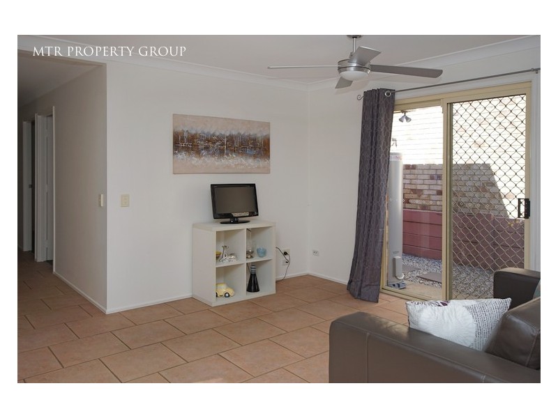 15 Honeysuckle Place, Forest Lake QLD 4078