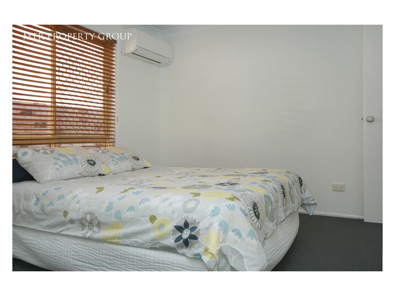 15 Honeysuckle Place, Forest Lake QLD 4078