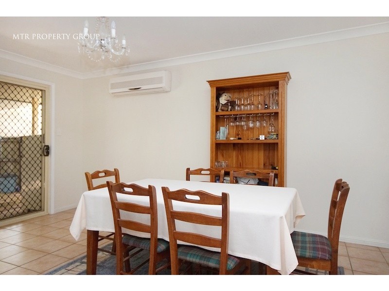 6 Savill Close, Forest Lake QLD 4078