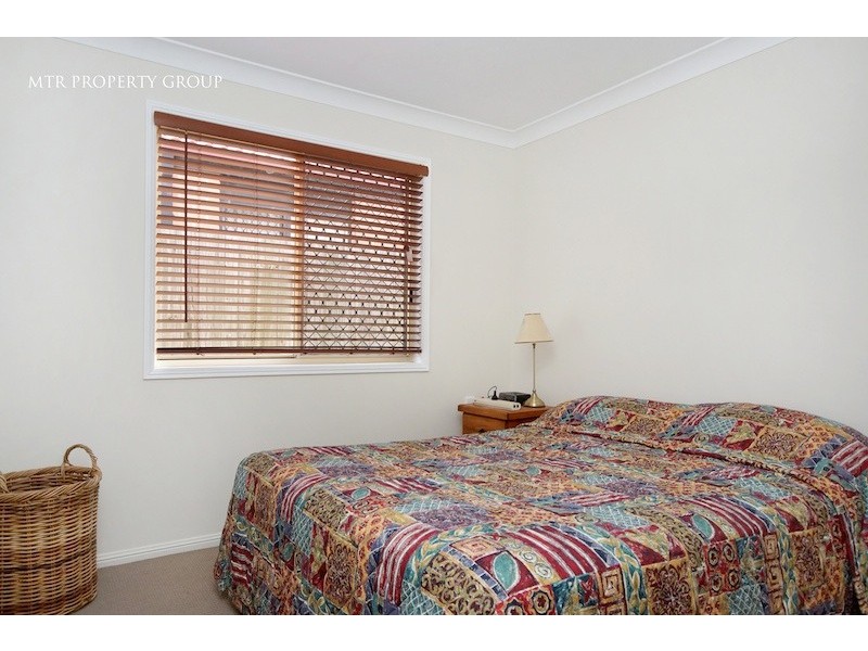 6 Savill Close, Forest Lake QLD 4078