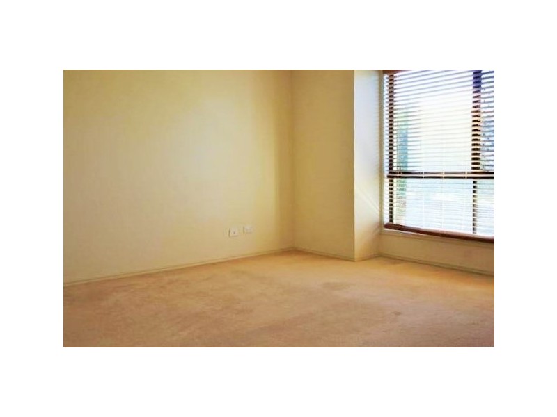 12 Hawthorne Street, Forest Lake QLD 4078