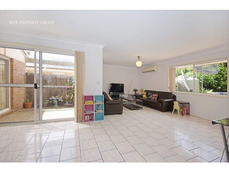 4 Argyle Place, Forest Lake QLD 4078