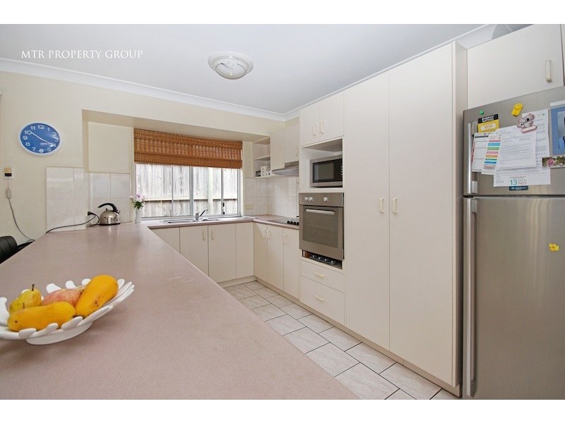 4 Argyle Place, Forest Lake QLD 4078