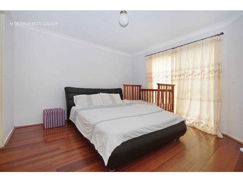 4 Argyle Place, Forest Lake QLD 4078