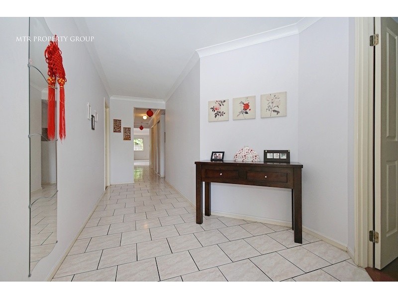 4 Argyle Place, Forest Lake QLD 4078