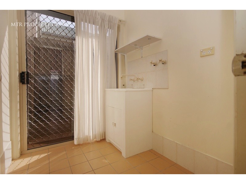 8 Grasstree Place, Forest Lake QLD 4078