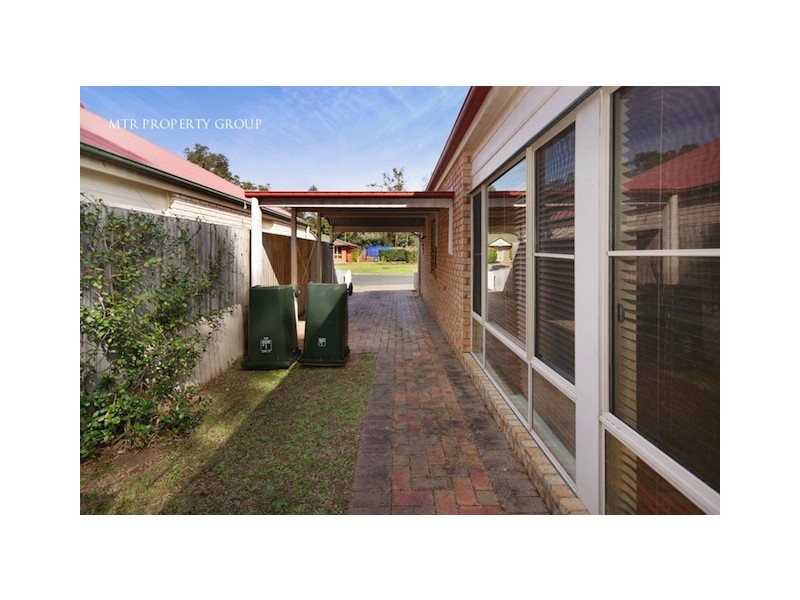 8 Grasstree Place, Forest Lake QLD 4078