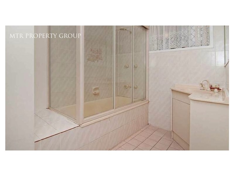 1 Letitia Street, Regents Park QLD 4118