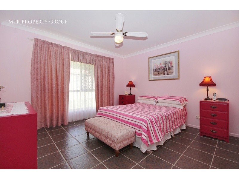 4 Augusta Crescent, Forest Lake QLD 4078