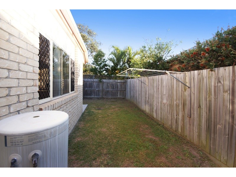 27 Central Street, Forest Lake QLD 4078