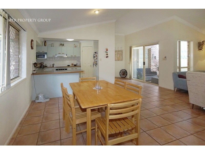 3 Glasshouse Crescent, Forest Lake QLD 4078