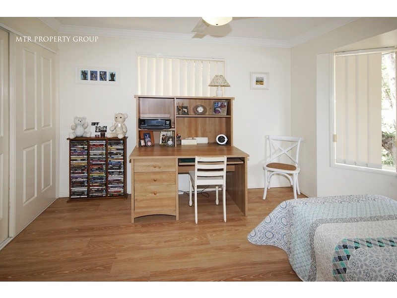 3 Glasshouse Crescent, Forest Lake QLD 4078