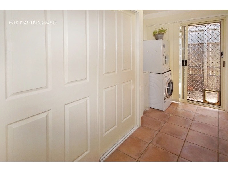 3 Glasshouse Crescent, Forest Lake QLD 4078