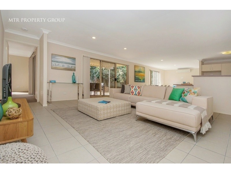 37 Brighton Parade, Forest Lake QLD 4078