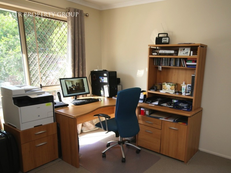 33 Wivenhoe Circuit, Forest Lake QLD 4078