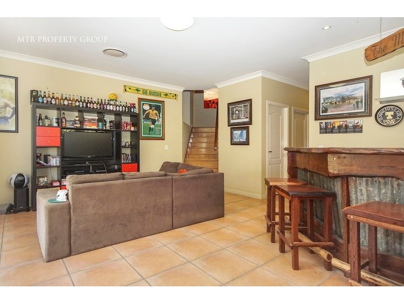 25 Hawthorne Street, Forest Lake QLD 4078