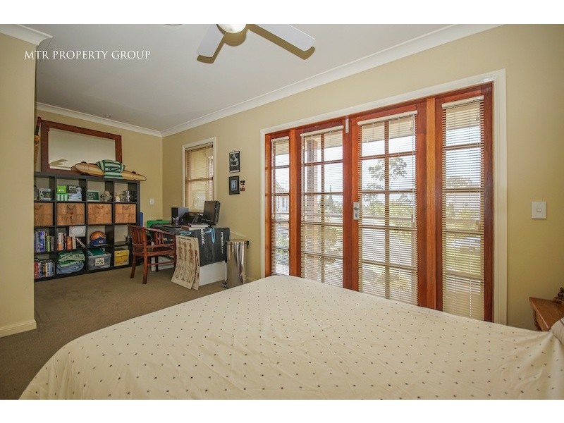 25 Hawthorne Street, Forest Lake QLD 4078