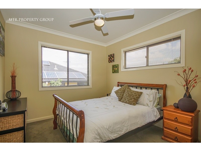 25 Hawthorne Street, Forest Lake QLD 4078