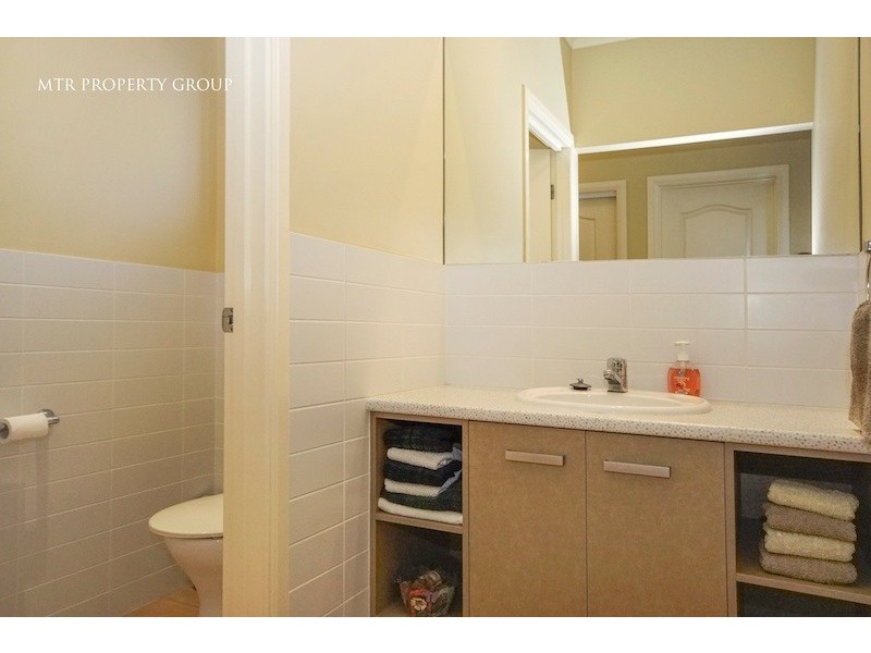 25 Hawthorne Street, Forest Lake QLD 4078