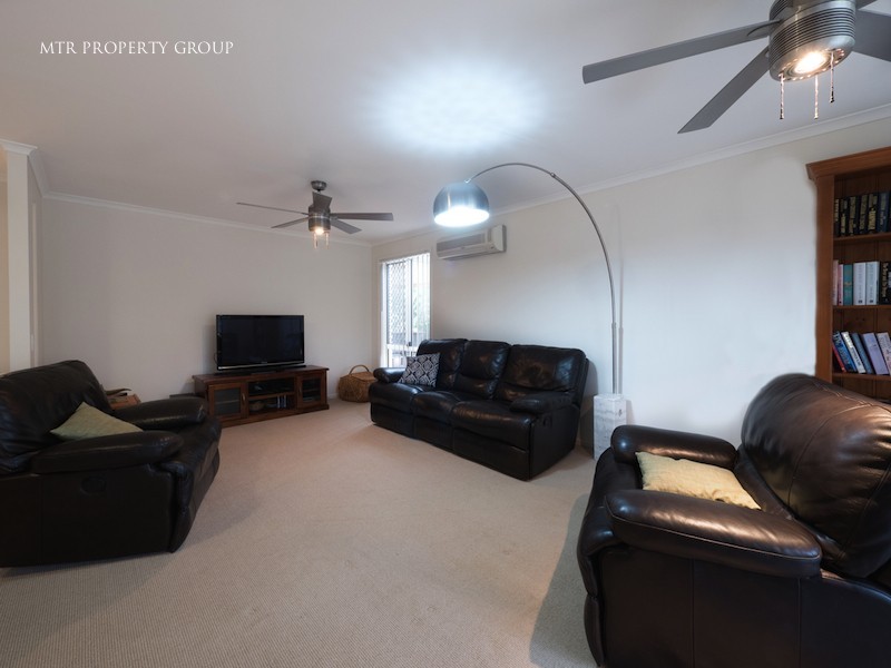 18 Toorak Place, Forest Lake QLD 4078