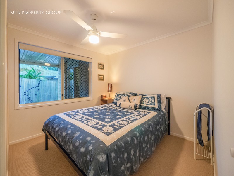 18 Toorak Place, Forest Lake QLD 4078