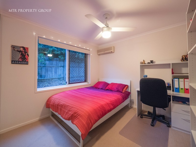 18 Toorak Place, Forest Lake QLD 4078