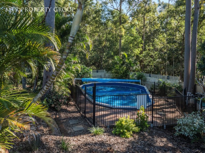18 Toorak Place, Forest Lake QLD 4078