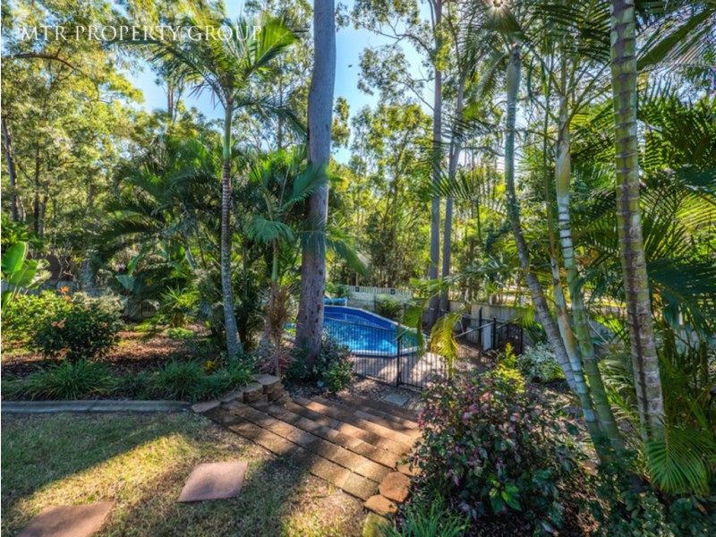 18 Toorak Place, Forest Lake QLD 4078