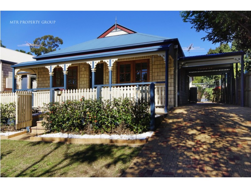 33 Simpson Way, Forest Lake QLD 4078