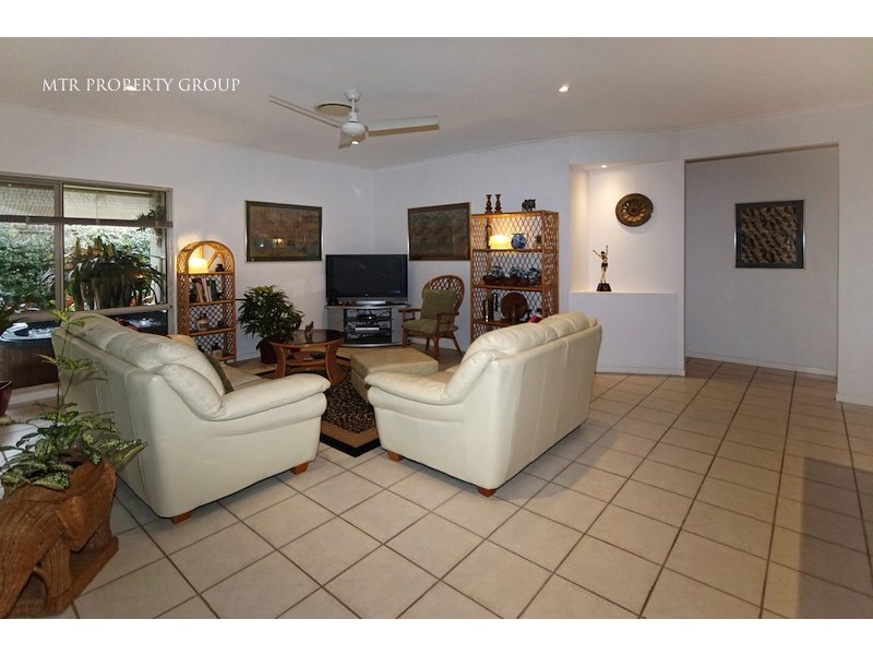 26 Cascade Drive, Forest Lake QLD 4078