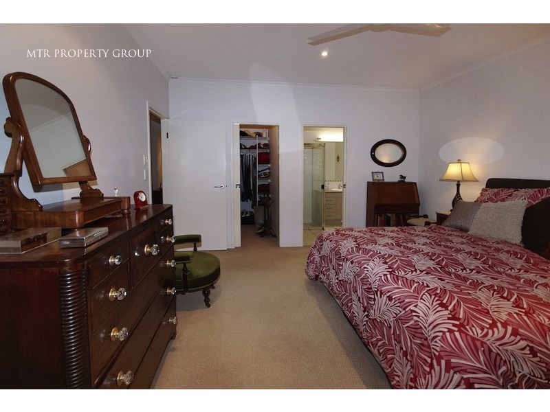 26 Cascade Drive, Forest Lake QLD 4078