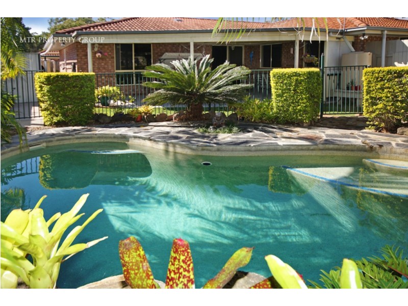 2 Allen Close, Forest Lake QLD 4078