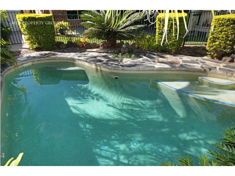 2 Allen Close, Forest Lake QLD 4078