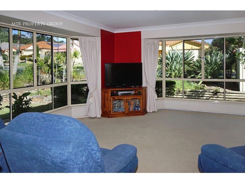 2 Allen Close, Forest Lake QLD 4078