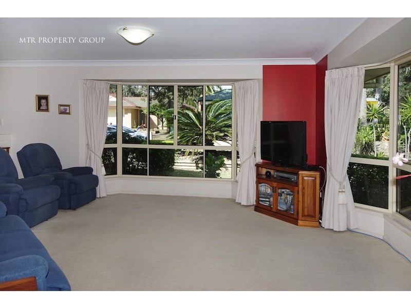 2 Allen Close, Forest Lake QLD 4078
