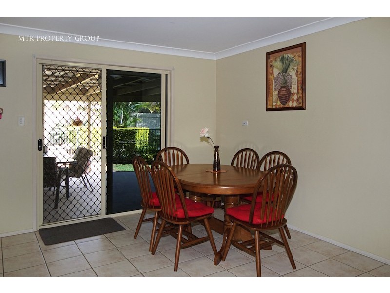 2 Allen Close, Forest Lake QLD 4078