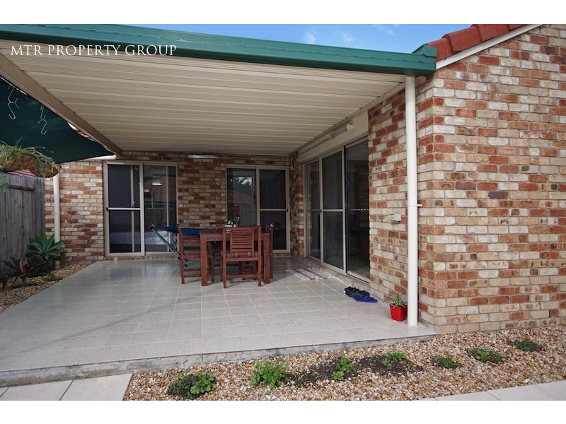 8 Savill Close, Forest Lake QLD 4078