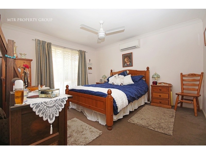 33 Prospect Cres, Forest Lake QLD 4078